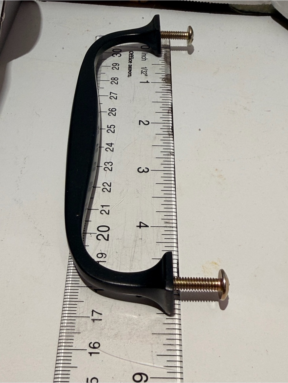 10 Men's Black Metal Drawer/Bag Handle - Versatile Accessory